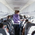 Primitivno i opasno ponašanje odvijalo mi se pred očima Putnica u avionu zgrožena onim što je radila žena ispred nje - mreže…