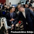 Vučić sa kineskim kompanijama o mogućoj proizvodnji humanoidnih robota u Srbiji