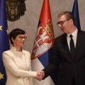 Nedeljnik: Vučić pogazio reč datu Marti Kos