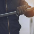 Za veče obijeno pet automobila: serijski lopovi vrebaju u Kragujevcu