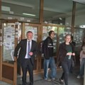 Roditelji učenika Jovine gimnazije ispred Mašinske škole organizuju otvoreni savet