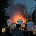 „Krivica se prebacuje na najranjivije – na imigrante“: Kako je u Severnoj Irskoj zapaljen „fitilj“, stvoren nezadovoljstvom i…