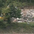 Na Gazivodama teške mašine uklanjaju šut sa lokacije gde je srušen motel Jezero