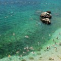„Fekalije se tri meseca izlivaju u more“: Građani i turisti Herceg Novog ne mogu da spavaju od nesnosnog smrada