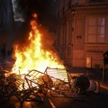 "Gori" Francuska četvrtu noć zaredom: Uhapšeno 80 demonstranata u Marseju, ministar policije poručio: Sledeći sati su…