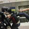 Sukob policije i demonstranata, suzavac i vodeni topovi na ulicama Tbilisija (FOTO)