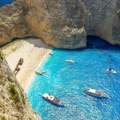Jedna od najlepših plaža u Grčkoj koju Srbi obožavaju i ove godine zatvorena za kupače: Ne sme da joj se priđe, ni sa…