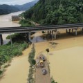 Poplave u Kini odnele najmanje devet života, šestoro ljudi nestalo u nevremenu na jugu zemlje