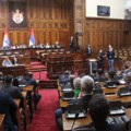 Narodna skupština Srbije konstatovala ostavku premijera Vučevića