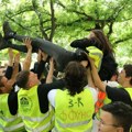 FOTO i VIDEO: Trojici novosadskih aktivista određen kućni pritvor, završena blokada suda
