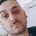 Zola se prepolovio! Smršao je 30 kilograma, pa objavio slike pre i posle dijete: Transformacija šokirala sve