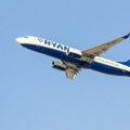 Ryanair odustaje od papirnatih karata