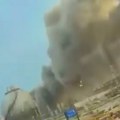 (Video) Stalo srce saudijske naftne imperije! Dronovi iznad jedne od najvećih rafinerija, eksplodirala situacija na Bliskom…