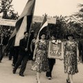 „RADILA SU I DECA, PO 16 SATI“: Od radničke borbe do roštilja – kako smo promenili Prvi maj