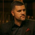 Nebojša Vojvodić emocijom osvojio publiku: „Ne trošite vino“ najava je muzičke trilogije