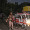 Експлозија прекинула протест Бомбаш-самоубица упао међу демонстранте: Најмање 14 мртвих у Пакистану (видео)