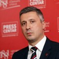 Obradović: Ne interesuje nas što političari u Beogradu pozivaju na bojkot, Dveri izlaze na lokalne izbore