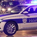 Saobraćajna nezgoda u centru Mladenovca: Hitna pomoć i policija na licu mesta