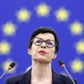 Evropska komesarka sa Vučićem o Srbiji u EU, građani joj odgovorili: „Draga Marta, gađali su nas zvučnim topom“