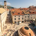 Prolaznici nisu mogli da veruju šta vide u Dubrovniku: Neki su i bežali