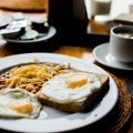 Vreme kada doručkujemo moglo bi da bude povezano sa dužinom života