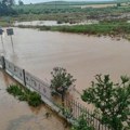 Nevreme i na Halkidikiju: Voda na ulicama, u nekim mestima potopljene kuće i lokali, u Nikitiju oštećena plaža (video)