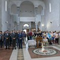 Ministarstvo odbrane: Delegacija na liturgiji i celivanju moštiju