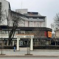 Vatra buknula u kuhinji: Ponovo izbio požar u hotelu "Bosna" u Banjaluci, vatrogasci na terenu