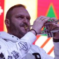 Отворен фестивал "Зимска бајка": Погледајте како је било на концерту Дејана Петровића и Биг Бенда