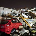 Tornado opustošio američku državu: Među stradalima i dete, materijalna šteta ogromna (Foto)