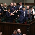 Poljska: Izglasano nepoverenje vladi Moravjeckog, Donald Tusk novi premijer