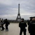 Francuska u strahu od terorizma: Izdato upozorenje za praznike: Na ulicama će biti 90.000 policajaca