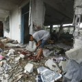Šef UN osudio udar Izraela na školu u Gazi kao novi 'zastrašujući primer' cene koju plaćaju civili