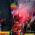 Kosovo je srce Srbije: Veliko slavlje na tribinama uz bakljadu nakon vodećeg gola Orlova! Video
