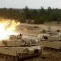 Rusi ponozili neprijatelja Američki tenk izgoreo kao šibica