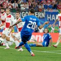 VIDEO Komentator pao u potpuni trans kada je Italija postigla gol Hrvatima