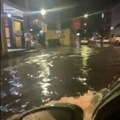 Ovaj grad je rekorder sinoćnog nevremena: Palo najviše kiše u celoj Srbiji, RHMZ upalio najviši stepen upozorenja (foto…