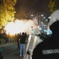 Ko nije dozvolio Hitnoj pomoći da prođe - građani ili policija?