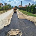 Izvode se radovi na kolovozu u MZ Donja Jajina