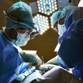 "Ово је управо одстрањено из капка пацијента": Доктор Бојан објавио фотографију, људи гледају и не верују
