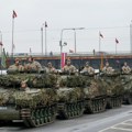 Pojačava se strah od ruske agresije: Letonija postavila desetine znakova za skloništa na zgradama