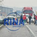„Prizor je bio stravičan“: Težak udes na obilaznici kod Gornjeg Milanovca, sumnja se da ima poginulih (FOTO)
