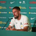 "Imao sam surovo odrastanje! Život moje porodice bio je izuzetno težak" Miloš Degenek otvorio dušu pred celim svetom: Od pakla…