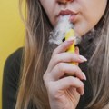 Zašto sve više mladih koristi elektronske cigarete?