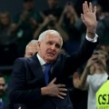 Vatreni doček za Željka Obradovića u Atini (VIDEO)