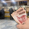 "Umesto 6.000 dinara, isplatili su mi 7.700" Evo zašto su neki građani dobili više novca kada su otišli po državnu pomoć, reč…