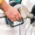 Atanacković: Zbog rasta akciza, od oktobra veće cene dizela i benzina