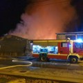 Požar u bivšoj Elekronskoj industriji u Nišu još nije ugašen