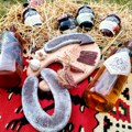 Proizvođači pirotske vijagre spremni za sutrašnji FESTIVAL GURMANLUKA u Pirotu – Sajam pirotske peglane kobasice. Marko…