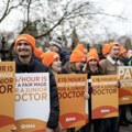 Doktori specijalisti u Engleskoj prihvatili ponudu vlade o povećanju plata
